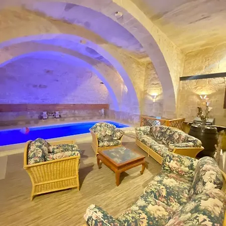 Oda ve Kahvaltı Vintage Qormi